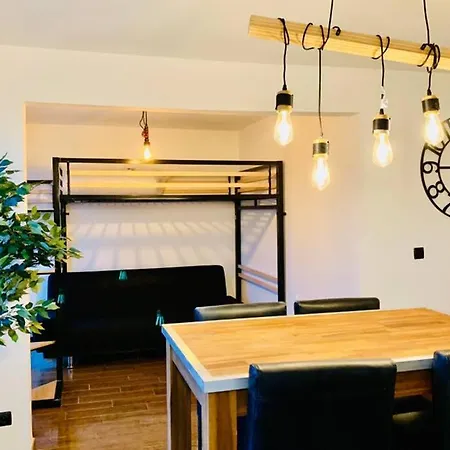 Apartament Centre De Pour 4 Personnes Piscine Et Tennis Hyères