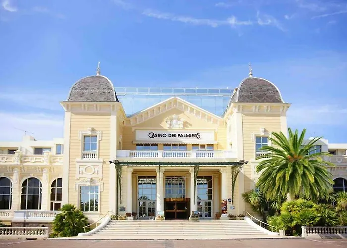 Centre De Pour 4 Personnes Piscine Et Tennis Apartman *